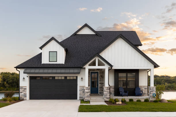 Best Roof Installation  in White Oak, PA